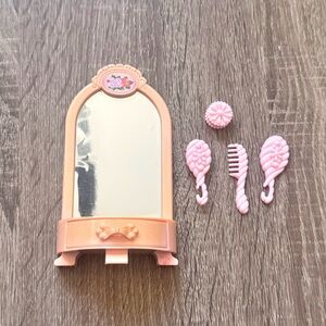 Mattel Kelly Doll Floor Mirror & Accessories 1999